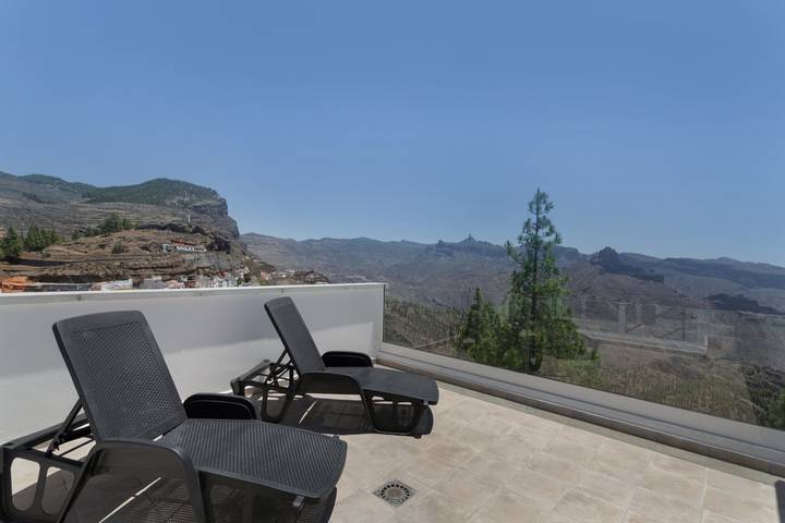 Casa de vacaciones 'Los Mojones' con vistas a la montaña, Wi-Fi y aire acondicionado in Artenara, Artenara (municipality)