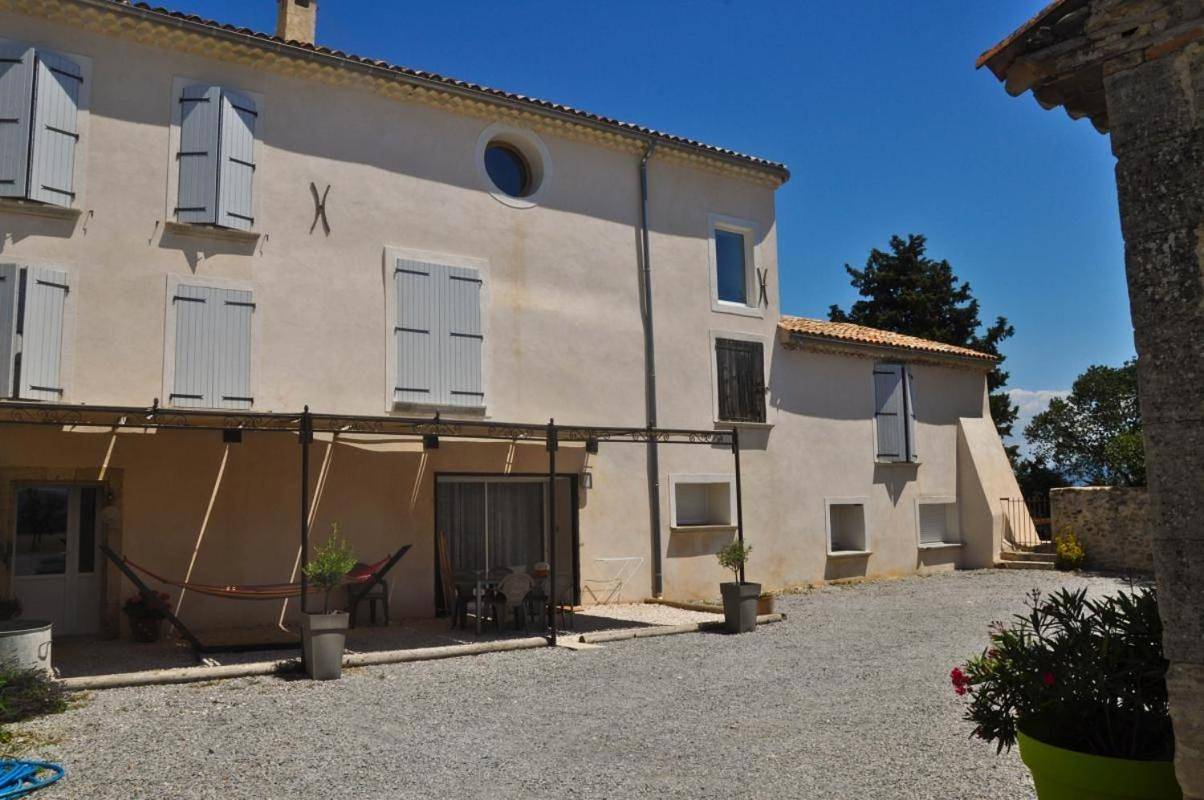 Three-Bedroom House in Montfort, Région de Forcalquier