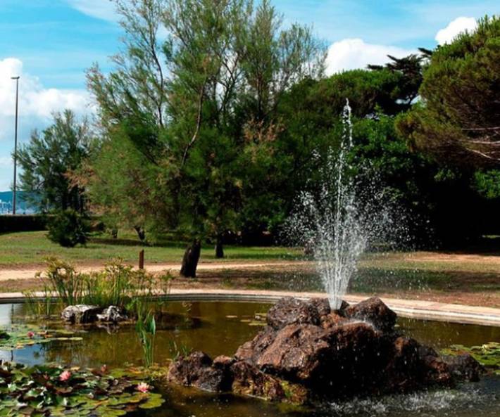 Gîte pour 4 personnes, avec terrasse, adapté aux familles dans Plage De La Croisette Sainte Maxime - 4