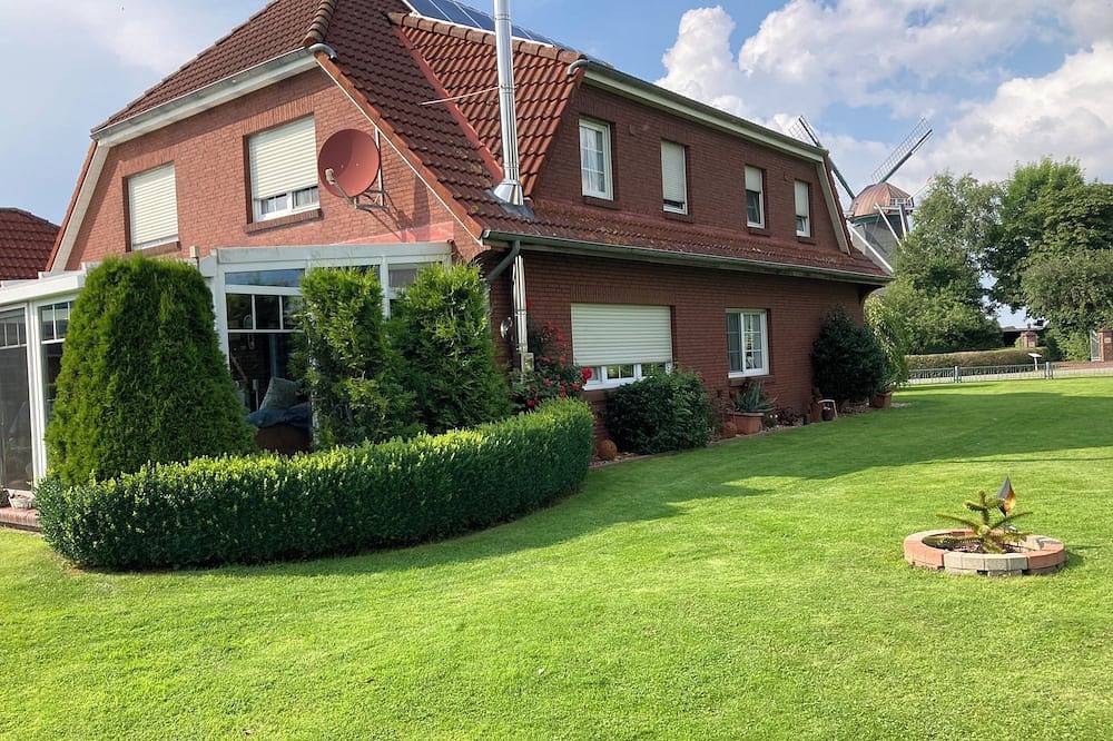 Ganze Wohnung, Große ruhige gemütliche Ferienwohnung an der Nordseeküste Nähe Dornumersiel in Dornum, Landkreis Aurich
