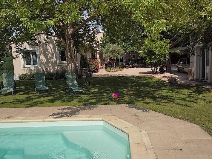 Villa pour 7 personnes, avec Terrasse ainsi que Jardin et Piscine à Velleron - 4