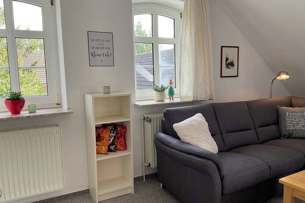 Ganze Wohnung, Idyllisch geleg. 90m2 Fewo für Fam.+Reisende bis 5 Per.+Garten+Terr nordseenah 🐟 in Upgant-Schott, Nordseeküste