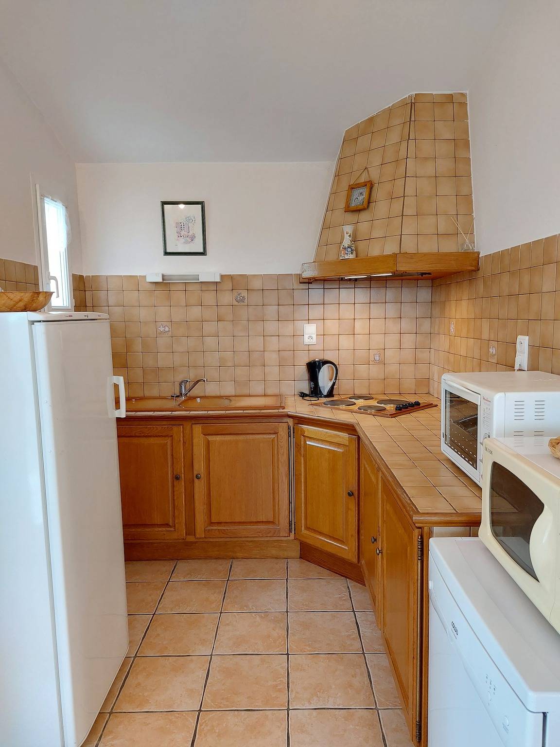 Gite Le Micocoulier La Fontinelle en Ardèche, cerca de Bessas, con piscina y vistas in Bessas, Ardèche