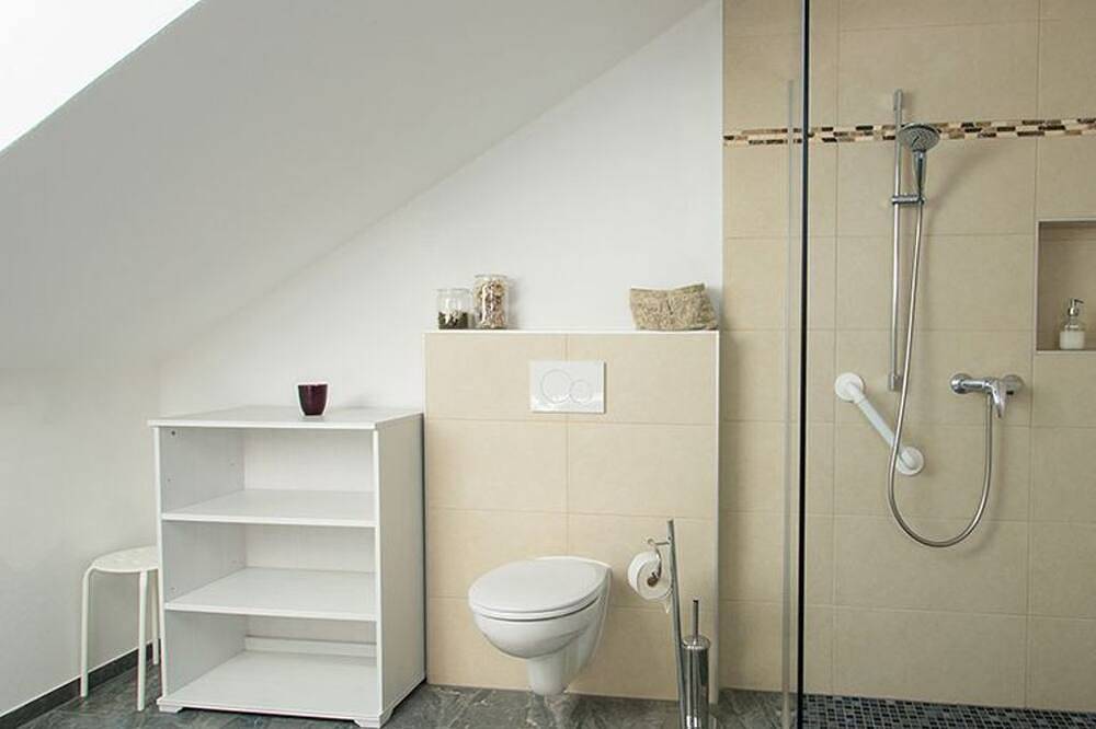 Rosa Kolomandl - barrierefrei - Familienferienhof Stabauer in Salzkammergut-Berge, Zell am Moos