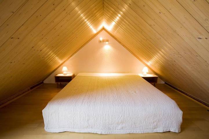 Ganzes Studio, Helle Ferienwohnung "Bregenz 8 Top 4" mit Wlan, Terrasse & Garten in Bregenz, Bodensee-Vorarlberg