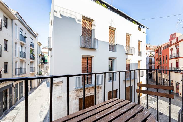 Gehele studio, Studio Appartement '2º In Het Oude Centrum' met Balkon, Wifi en Airconditioning in Valencia City Centre, Valencia