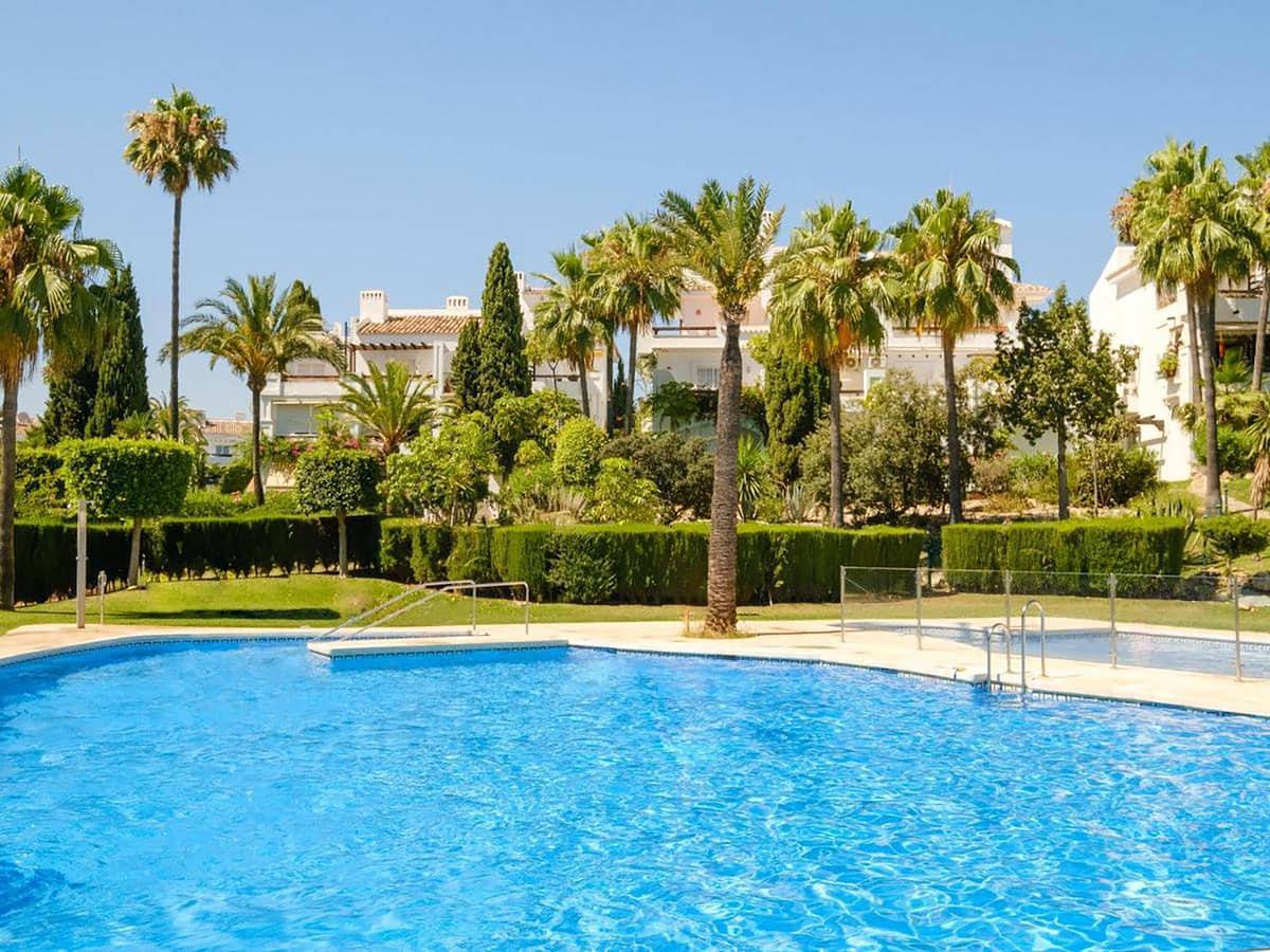 Apartamento entero, Apartamento de vacaciones para 5 personas con jardín in La Cala de Mijas, Mijas