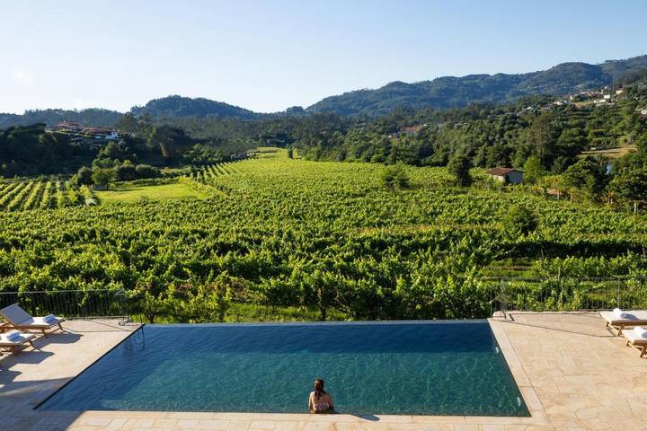 Casa de familia para 3 personas, con jardín además de piscina y vistas, Se admiten mascotas en Ponte da Barca - 3