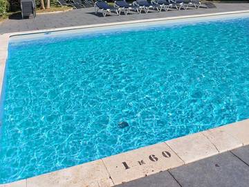 Mobil home pour 2 personnes, avec sauna et jacuzzi sur l' Île de Ré