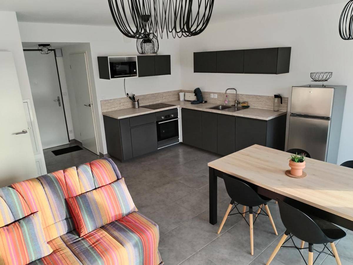 Appartement entier, Two-Bedroom Apartment in Langrune-sur-Mer, Région de Caen