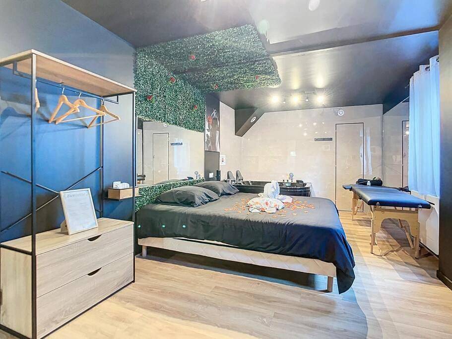 Appartement entier, One-Bedroom Apartment in Châlette-sur-Loing, Région de Montargis