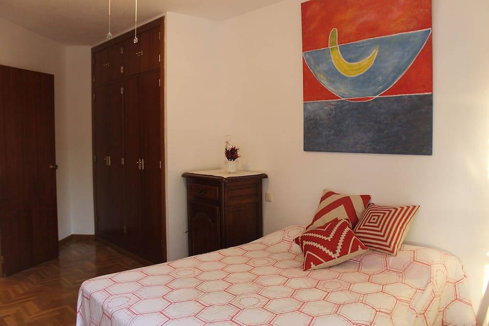 Entire apartment, \"El Balcón del Tajo\". Historical Center. Parking. Puy du Fou in Toledo, Toledo Province