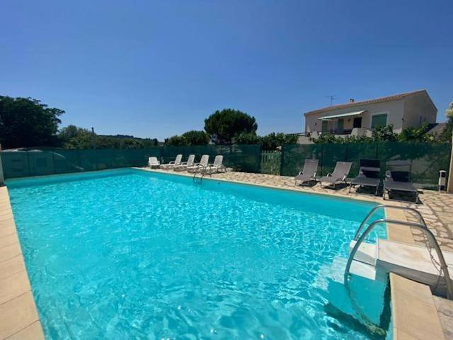 Ferienhaus für 4 Personen, mit Pool und Garten sowie Ausblick - 1