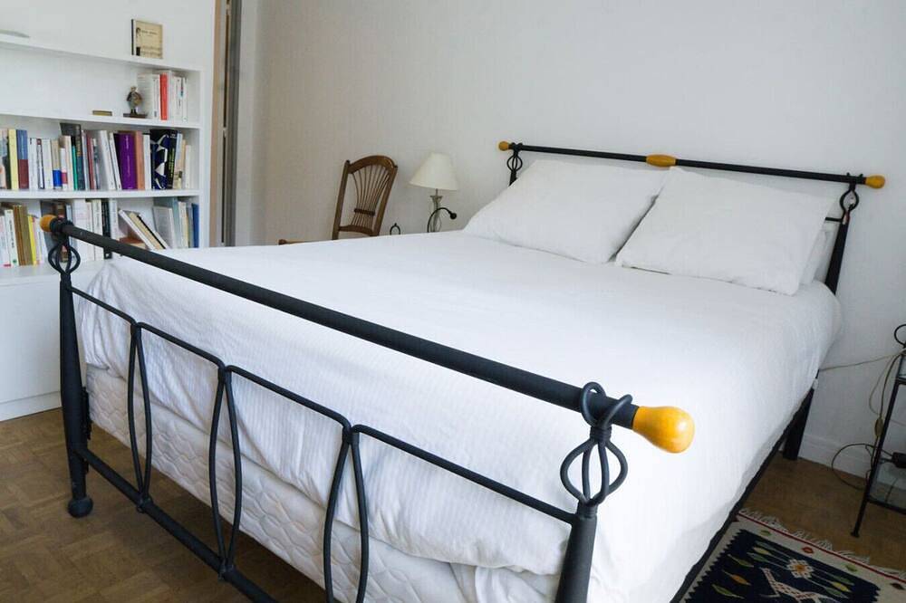 Entire apartment, Luxury apartment, 10 minutes from the Château in Le Chesnay, Yvelines