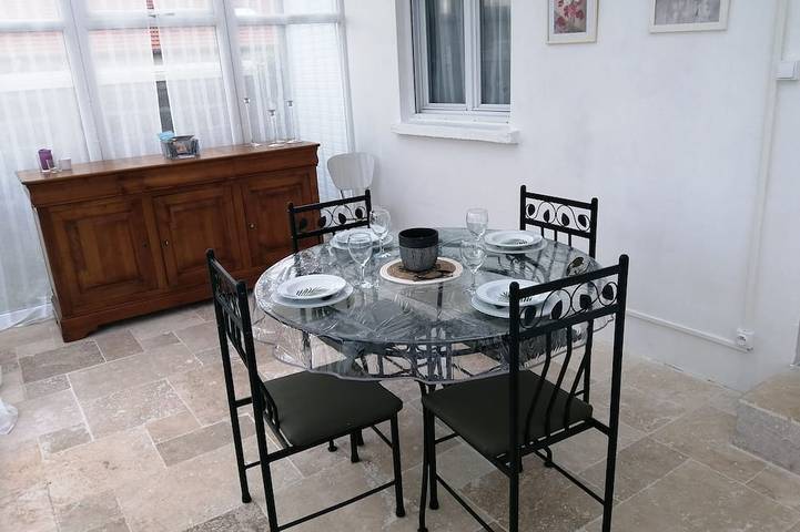 Location de vacances pour 4 personnes, avec jardin à Giberville