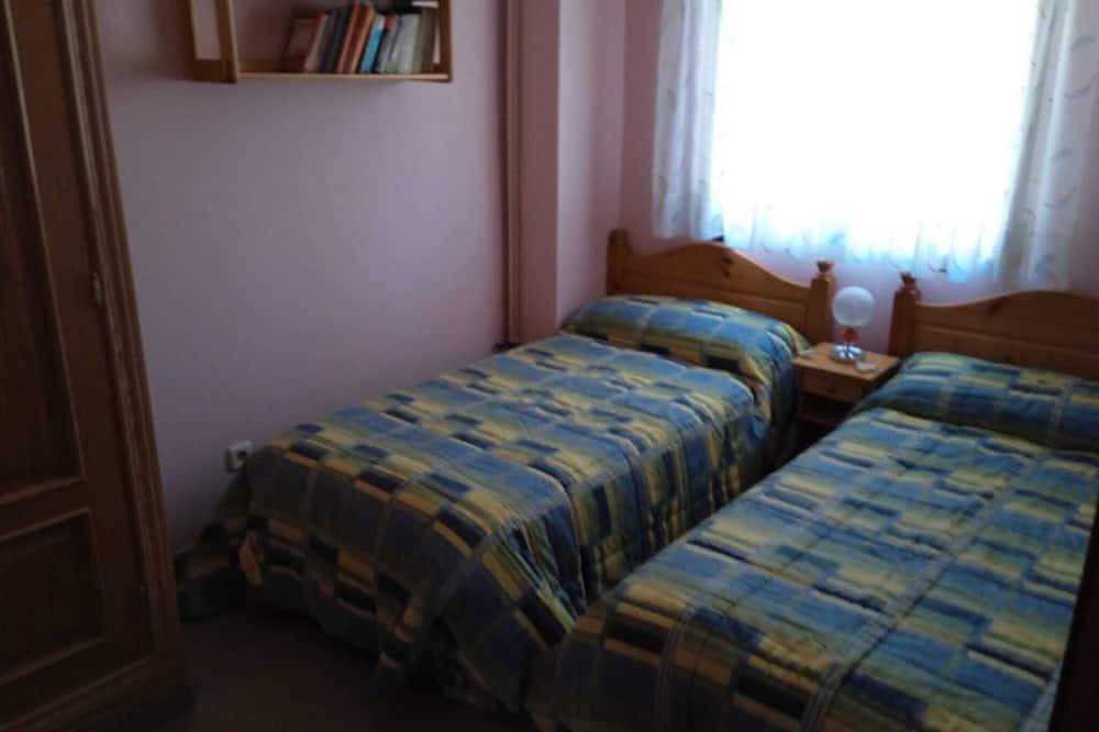 Casa Rural Sierra Norte Guadalajara a una Hora de Madrid in Puebla de Beleña, Guadalajara Province