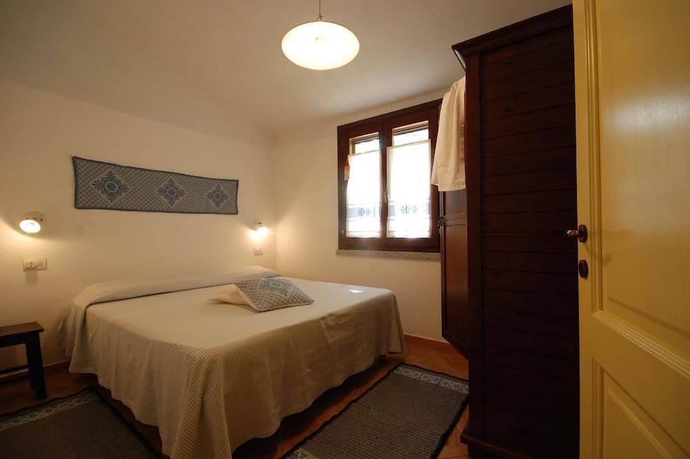House in Torre Dei Corsari with private parking in Arbus (Municipality), Campidano di Terralba