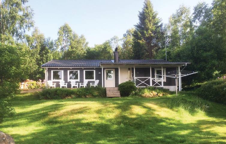 Ferienhaus für 6 Personen, mit Sauna und Terrasse sowie Garten