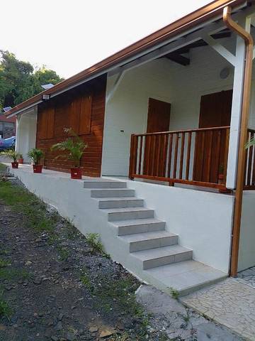 Location de vacances pour 2 personnes, avec balcon dans Plage de la Perle