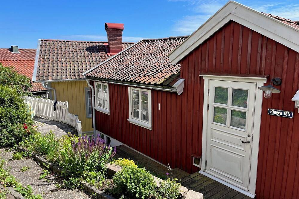 Charming 4-bedroom cottage on Gullholmen, the hidden gem on Swedish westcoast in Stockholm, Schwedische Ostsee