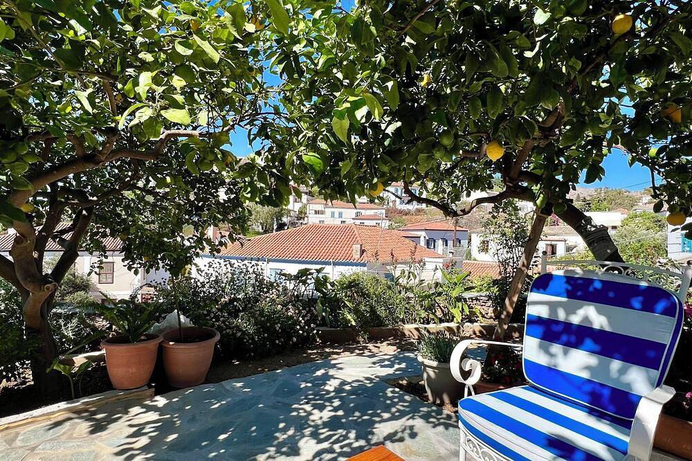 Entire apartment, Hydra Serene Escape in Hydra
