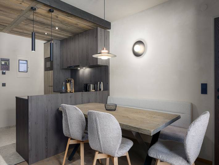 Apartament wakacyjny dla 2 osób, z basen i balkon w Kaprun