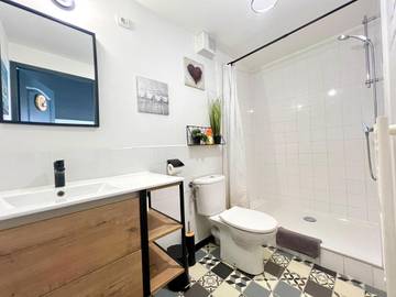 Gîte pour 4 personnes, avec terrasse à Jaunay-Clan
