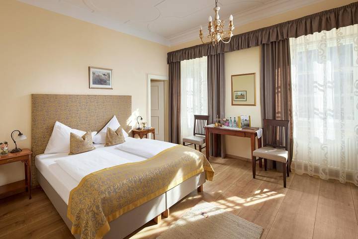 Classic Schlosssuite in Vomp, Bezirk Schwaz