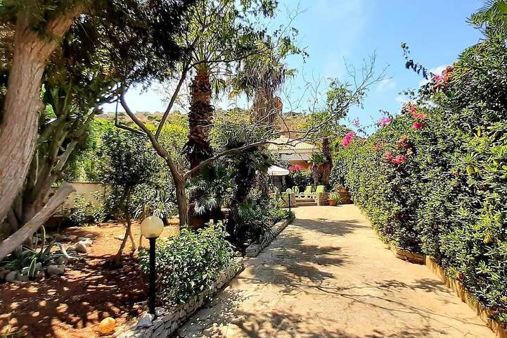Villa pour 5 personnes, avec jardin et terrasse, animaux acceptés à San Vito Lo Capo