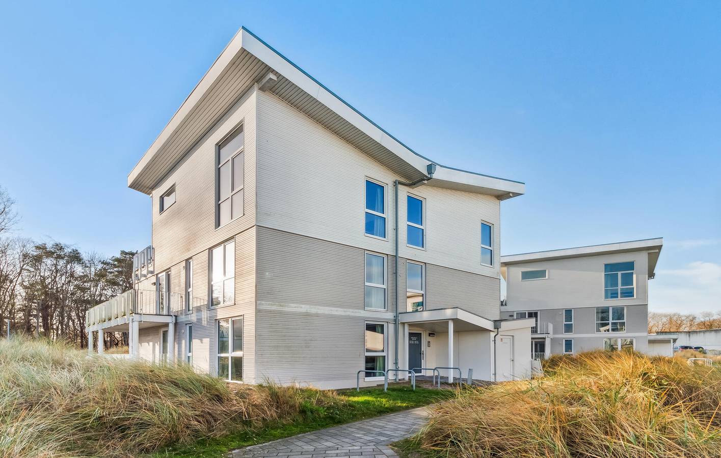 Ganze Ferienwohnung, Terrassen-Apartment: Strand 2,5km, TV, Internet, Küche in Priwall, Lübeck