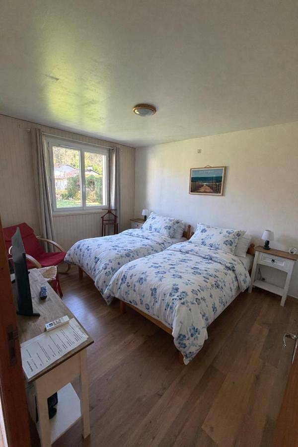 Gîte pour 2 personnes, avec jardin et vue à Eugénie-les-Bains