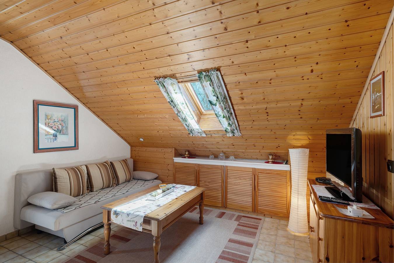 Ganze Wohnung, Ferienwohnung 'Stoffel' mit privater Terrasse, privatem Garten und Wi-Fi in Darstein, Landkreis Südwestpfalz