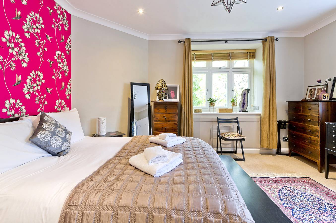 Entire apartment, A Hampstead Retreat in Camden, London