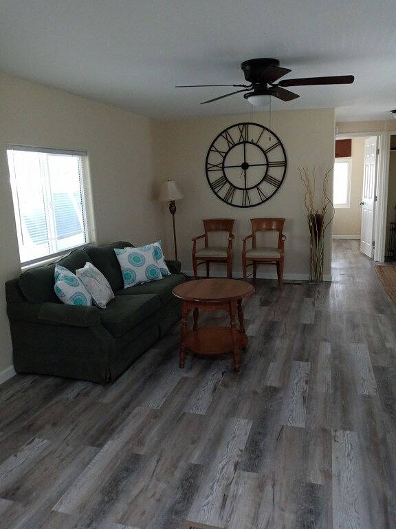 Charm remodeled 2b 2b with 2/p space only 7 minutes from down town in Pima County
