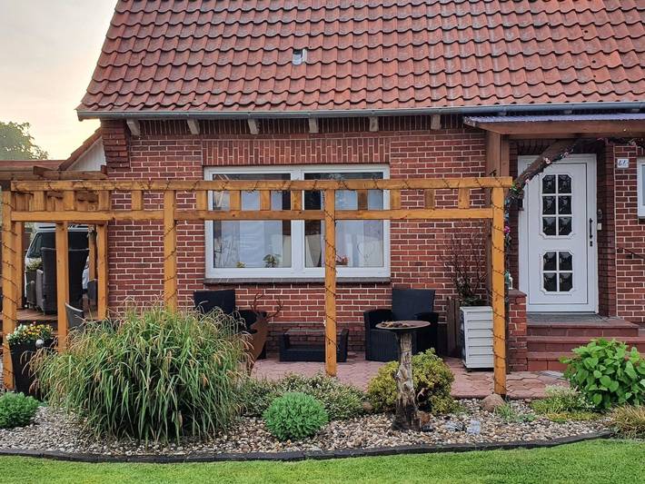 Ferienhaus für 3 Personen, mit Terrasse und Garten in Wischhafen