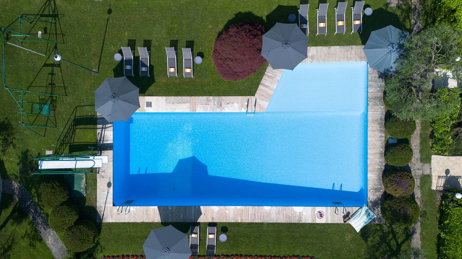 Villa Dolcelago Lake front in Moniga del Garda, Prealpi Gardesane