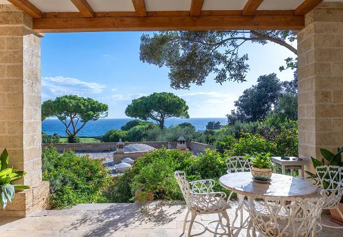 Location de vacances pour 4 personnes, avec terrasse et jardin, adapté aux familles à Taranto - 2