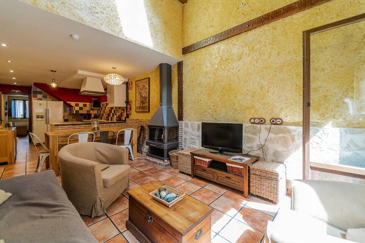 Chalet para 8 personas, con Jardín en Provincia de Burgos - 4