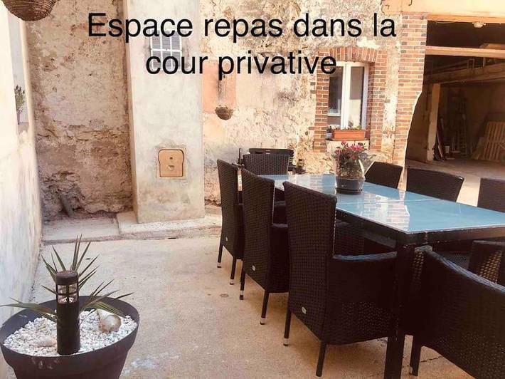 Gîte pour 12 personnes, avec sauna ainsi que jardin et piscine à Saint-Martin-d'Ablois - 4