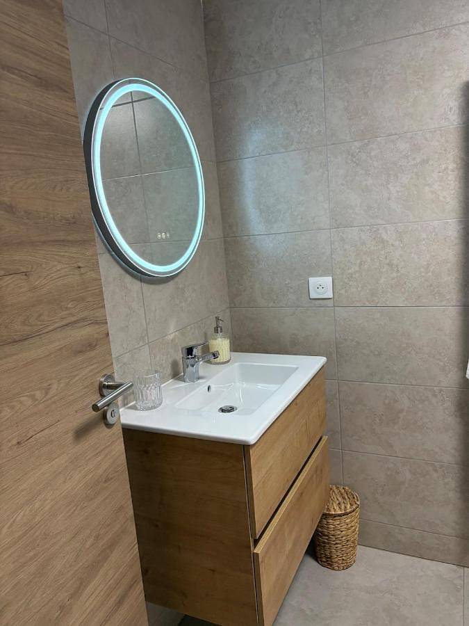 Appartement entier, T3 tout confort in Alata, Région d'Ajaccio