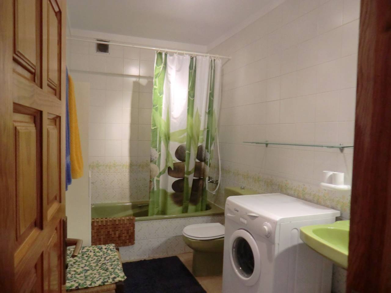 Apartamento entero, Ruhige Ferienwohnung mit Pool und Meerblick in Playa de los Guíos, Santiago del Teide