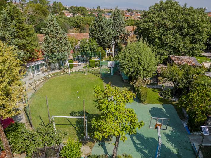 Alexander Aqua Oasis  - Poolside Garden Getaway in Serres e dintorni