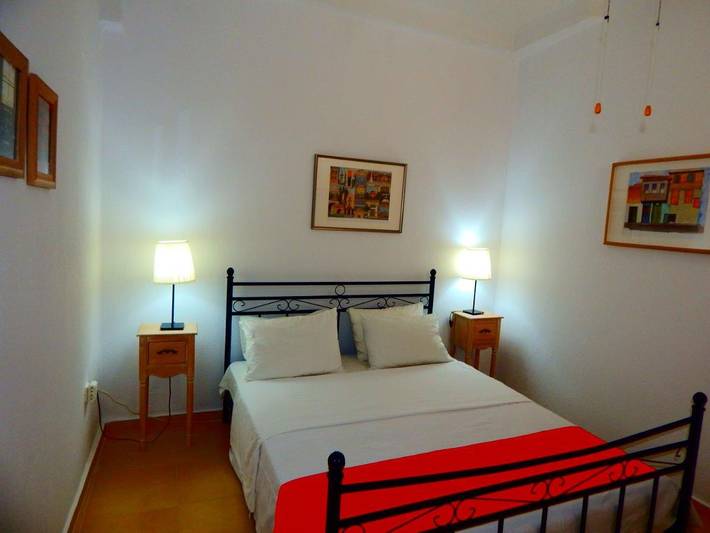 Ferienwohnung für 3 Personen, mit Terrasse und Ausblick in Chalkidiki