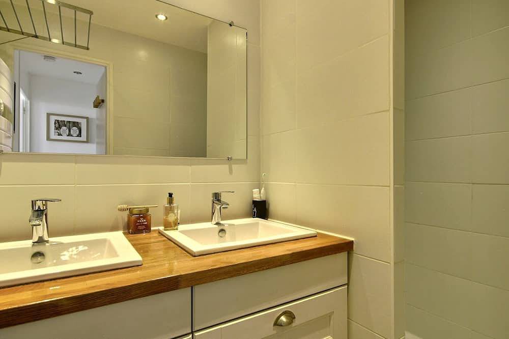 Ganze Wohnung, Renovierte Wohnung 64m², 6 Pers, Balkon, Wlan, Pisten in Plagne Centre, La Plagne-Tarentaise