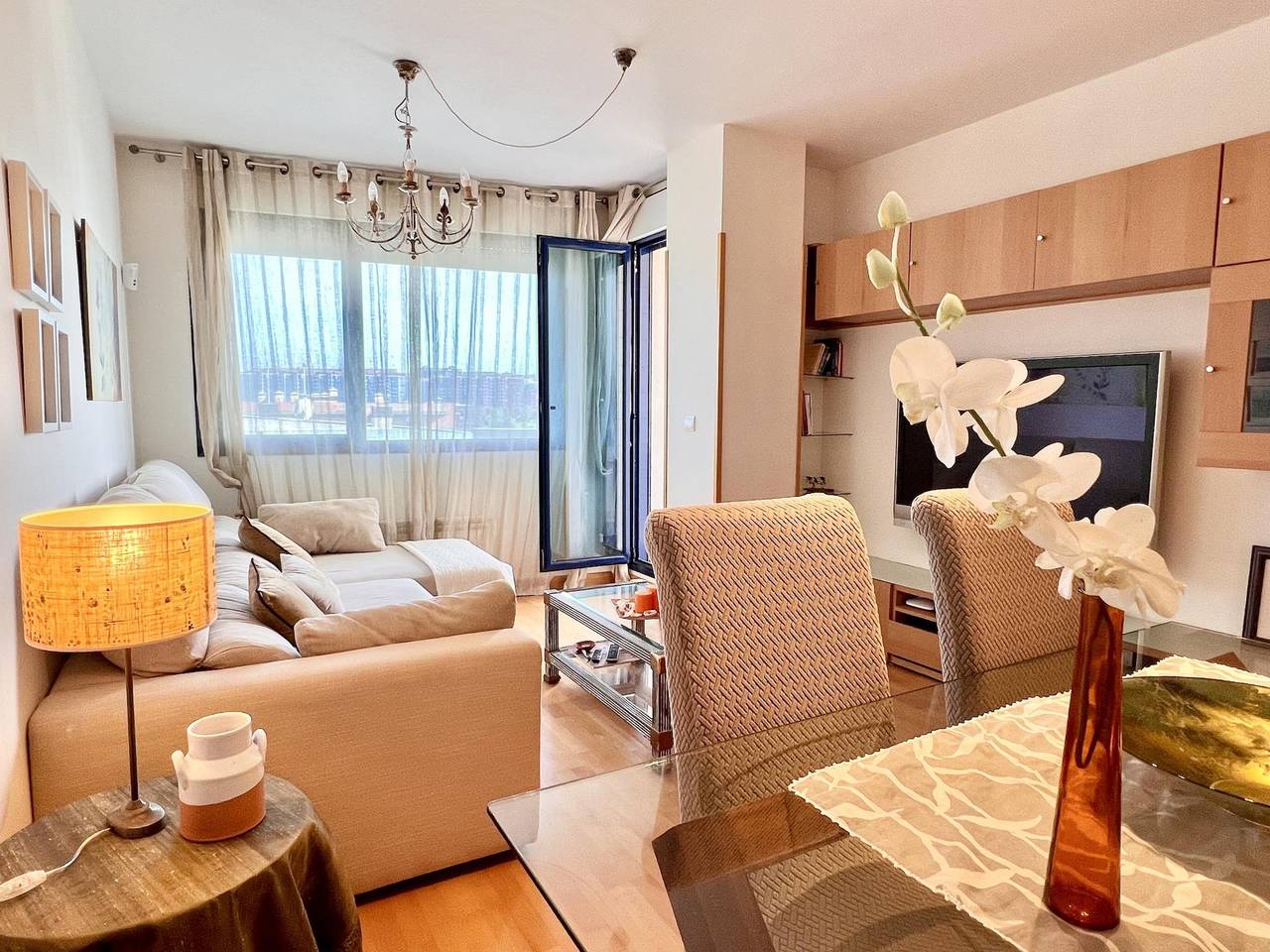 Entire holiday apartment, La Caracola Apartment in Santander, Cantabrian Coast