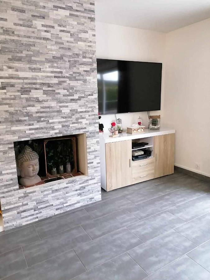 Gîte pour 2 personnes, avec jardin et terrasse, adapté aux familles à Claye-Souilly - 4