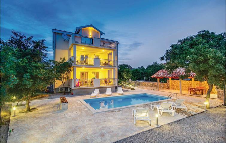 Ferienwohnung für 4 Personen, mit Terrasse in Pinezici - 2