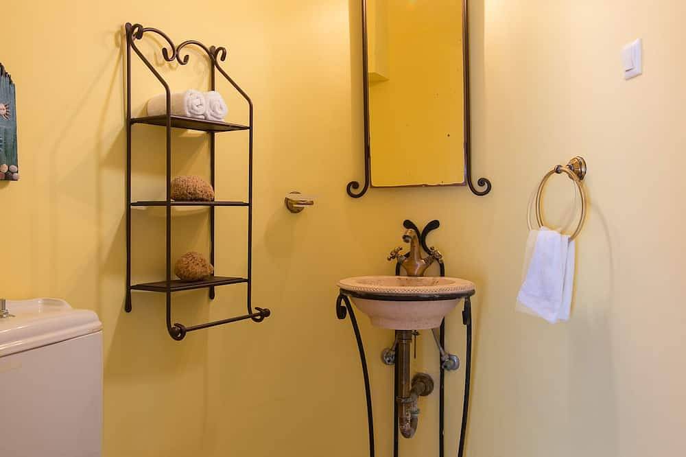 Luxury Waterfront Vacation Villa in Kalymnos, Greece with Private Pool in Kalymnos