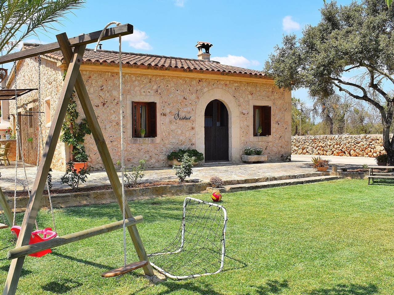 Geräumiges Landhaus mit privatem Pool in Santa Margalida in Santa Margalida, Mallorca Norden