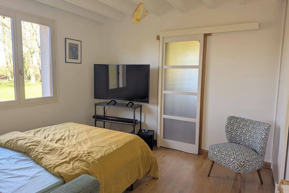 Large country house-5 bedrooms-7mn from the sea in Saint-Alban, Côte de Goëlo